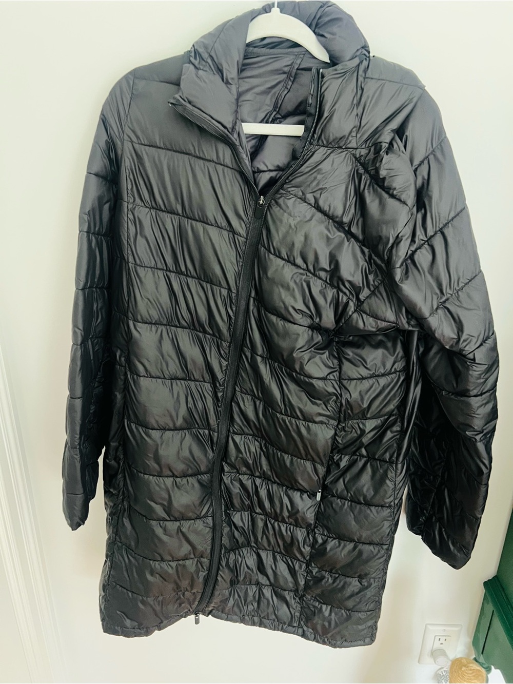 Athleta Black Puffer Jacket — Size L/Tall, Full Zip